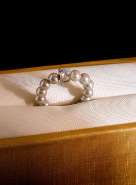 2024新款简约小众设计麻灰色戒指 锆石施家正圆珍珠个性食指戒女