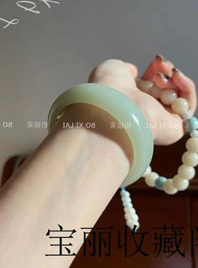 冰晴水玉镯子女款精品新疆和田玉青白玉手镯宽版轮胎款浅绿色岫玉
