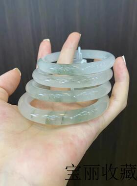 新疆天山翠手镯雪翠阳绿飘花金丝玉少女感冰种圆条温婉古韵玉镯子