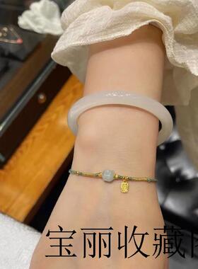 高端新疆和田玉色青白玉手镯少女款精品晴水叮当镯温婉古韵送女友
