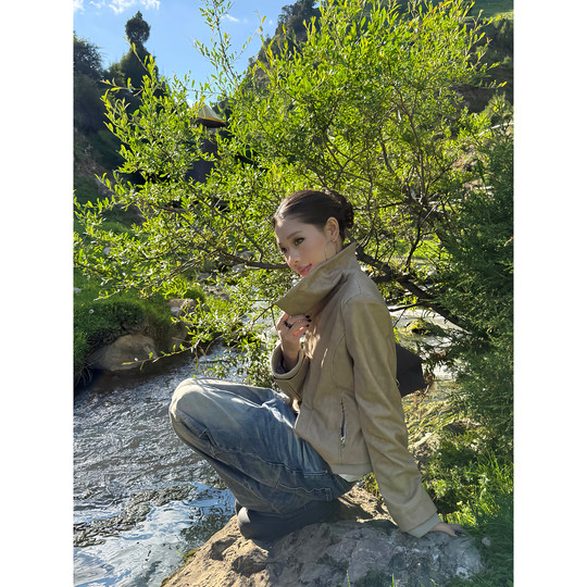 F383 美式复古拼接翻领斜边拉链修身显瘦百搭皮革夹克短外套女ins