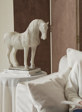 仿玉石雕塑骏马摆件装饰工艺品