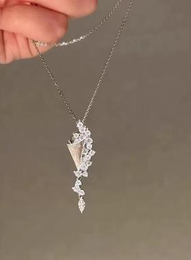 2026璀璨星河星坠沙漏水滴项链女轻奢拉丝银闪钻颈链设计感花束锁