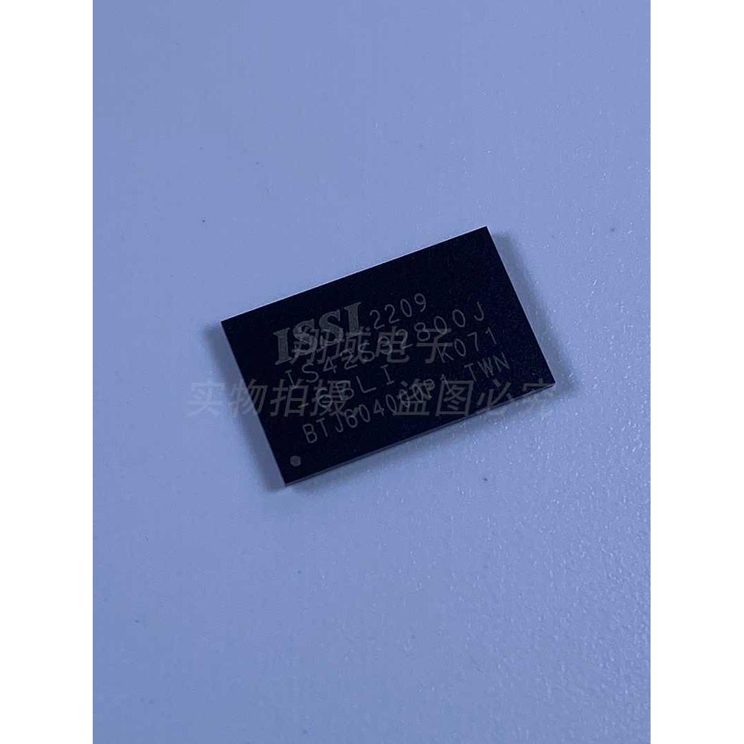 IS42S32800J-6BLI贴片TFBGA-90同步动态随机存取内存(SDRAM)-图3