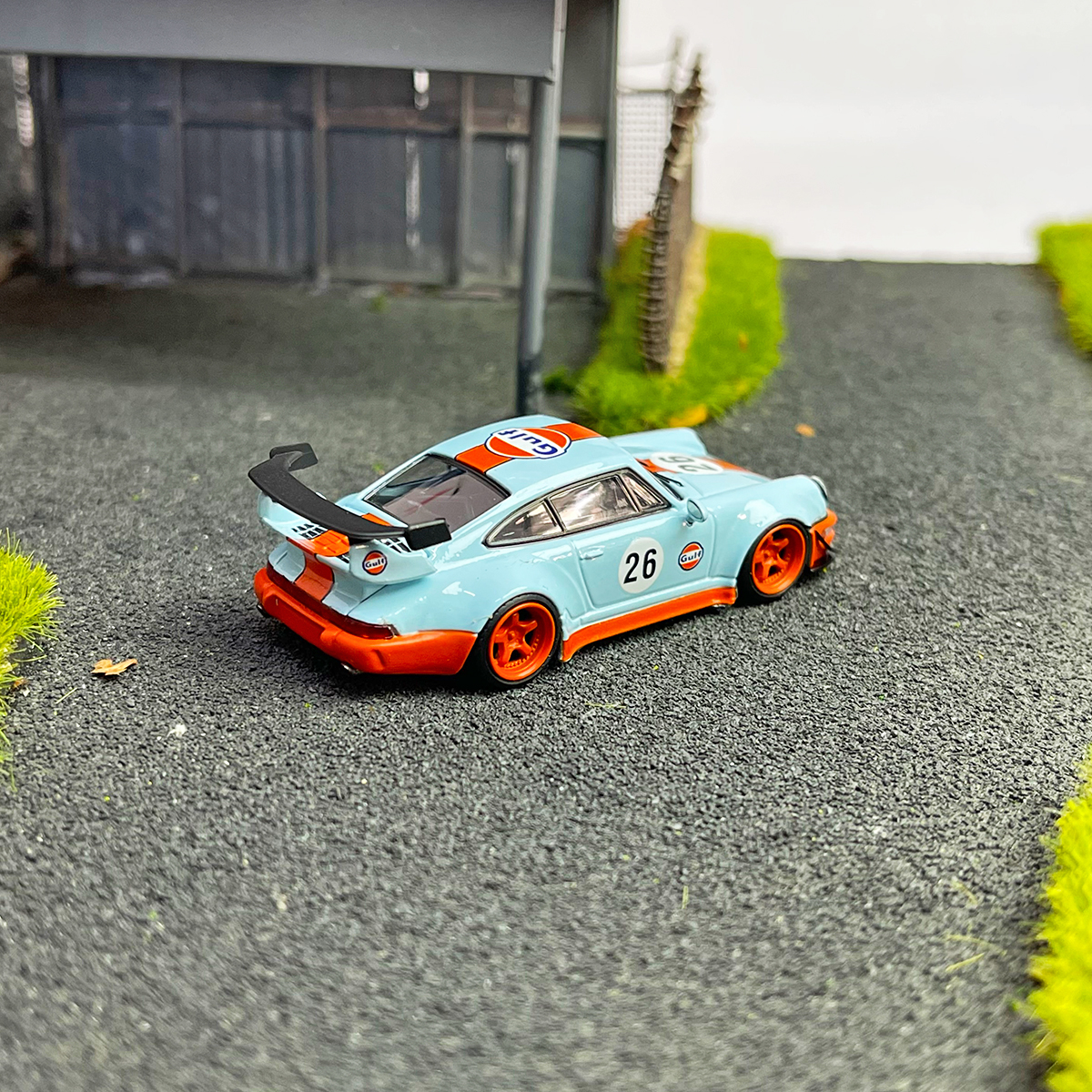 原厂1:64  RWB 保时捷964 993 gulf 合金汽车模型 静态摆件收藏 - 图3