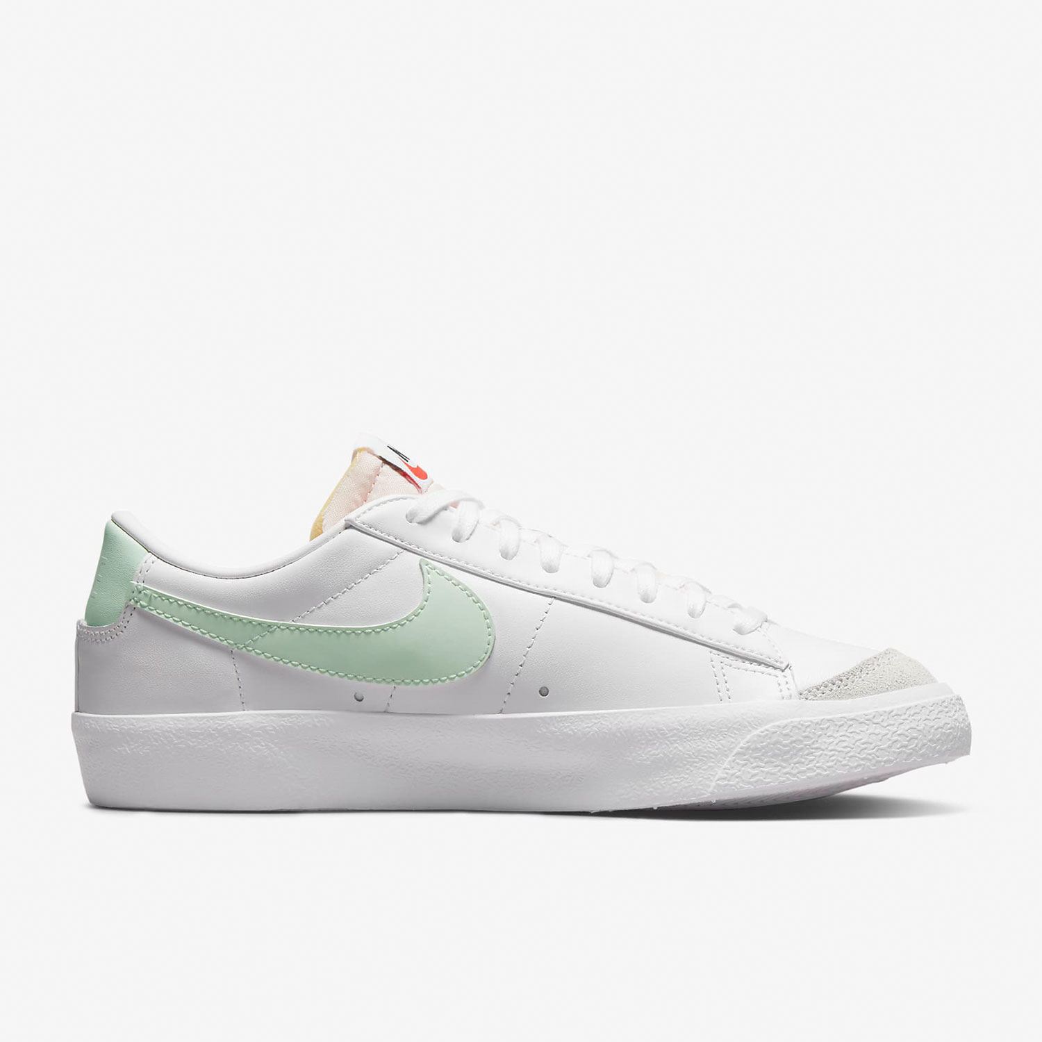 Nike耐克女鞋BLAZER LOW 77开拓者休闲鞋正品板鞋DC4769-111 - 图2