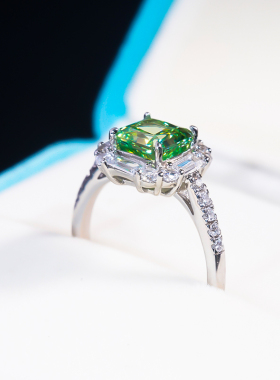 银方围指环女祖母绿宝石复