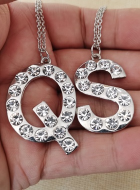 闪亮水钻字母坠项链锁骨链