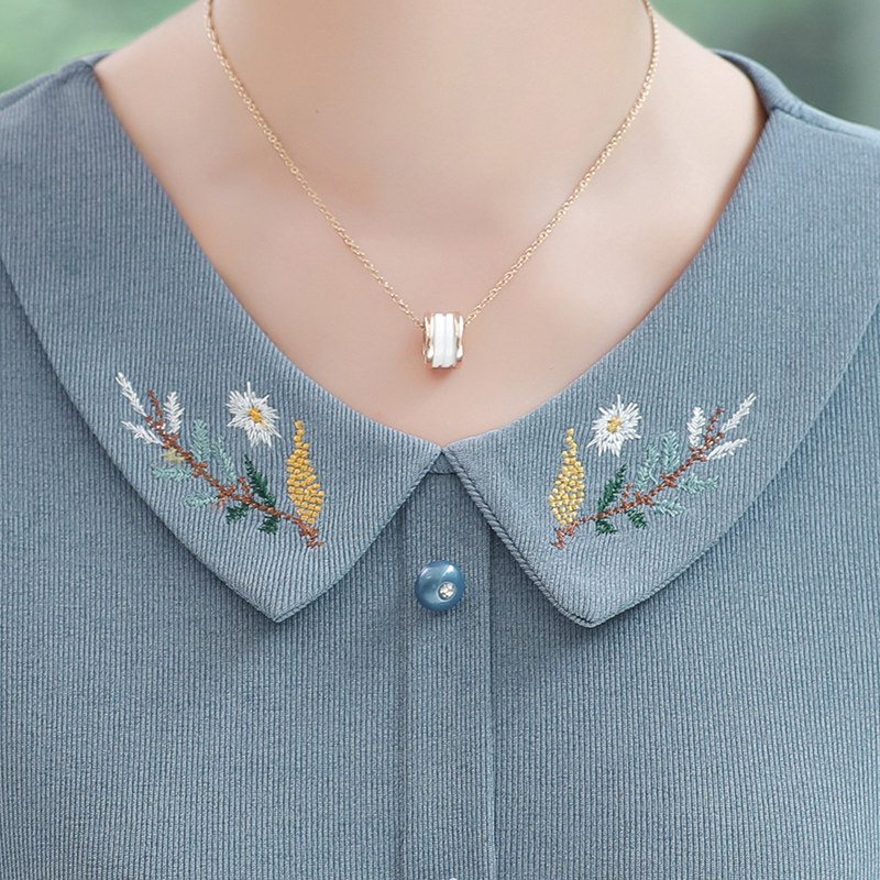 中老年女装长袖t恤衫秋装打底衫 红衣景中老年女装