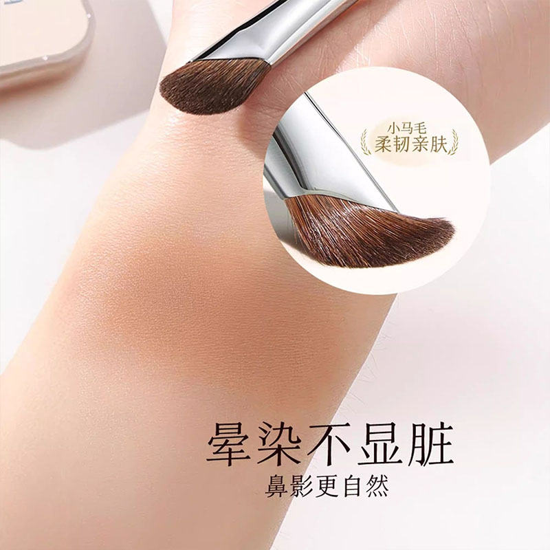 镰刀鼻影刷斜头修容刷便携软毛超软套刷圆头不吃粉面部鼻翼小马毛 - 图1