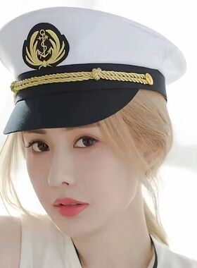 适合秋天戴的明星博主同款海军帽