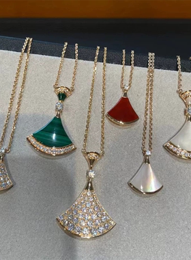 新品大裙子白贝母项链女镀18K金色轻奢送女友高级感情人节礼物