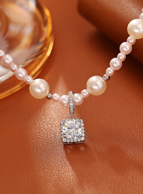 爆款曼塔玫瑰珍珠方糖锆石吊坠项链轻奢高级感气质锁骨链闺蜜白色