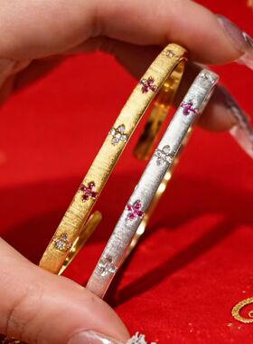 镀真金强保色古法沙金点钻粉白钻拉丝四叶草手镯精致高级百搭手镯