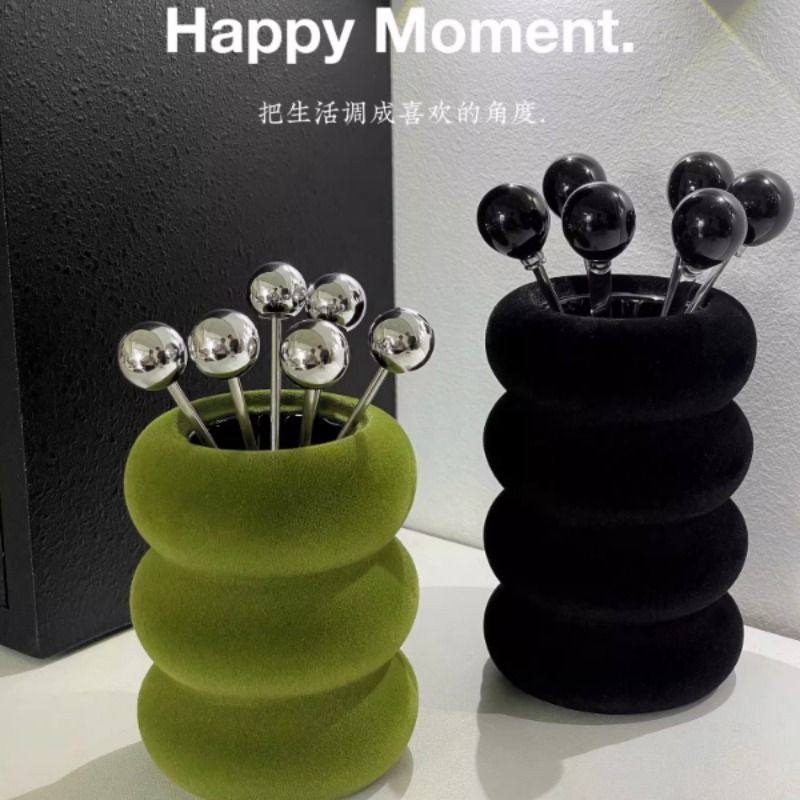 中古高级感丝绒化妆刷收纳筒桌面陶瓷梳妆台笔筒刷子桶工具收纳盒,淘宝优惠券,粉丝福利购,淘宝优惠卷