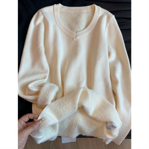 加绒加厚保暖亲肤打底衫上衣女2025秋冬气质大码内搭V领针织毛衣 - 图0