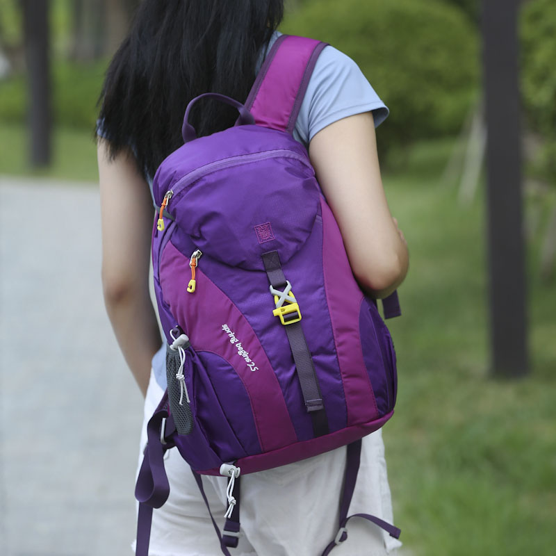 儿童小背包女孩外出旅游轻便男童旅行双肩包出游玩小学生春游书包