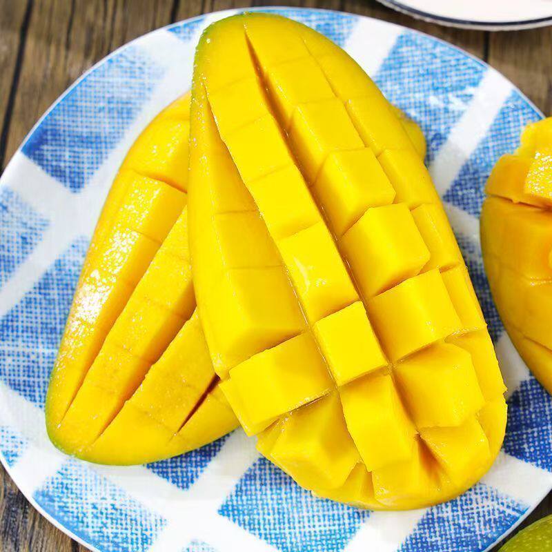 新鲜芒果青芒玉芒青皮芒果热带水果当季新鲜现摘皮薄肉厚批发价