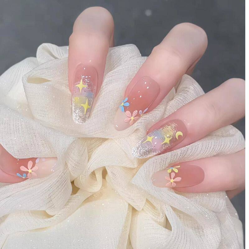 春节蝴蝶结少女穿戴甲中长款2026高级感蕾丝美甲指甲贴片梯形椭圆,淘宝优惠券,粉丝福利购,淘宝优惠卷