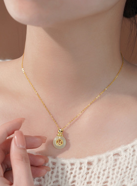 原创纯银S925小马项链铜钱平安扣萌马佑安本命年和田玉锁骨链黄金