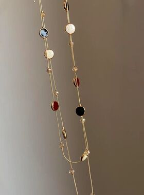 中古复古圆牌串珠项链2025新款金色轻奢高级感设计气质长款锁骨链