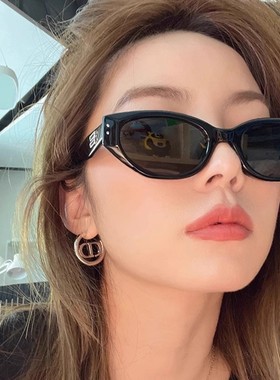 复古猫眼墨镜女高级感2025gm新款Jennie窄框防晒紫外线太阳眼镜