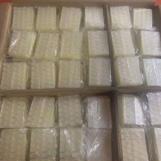 无品牌批发价强力果冻胶黄粉胶超薄美甲贴片穿戴甲防水高粘度粘贴