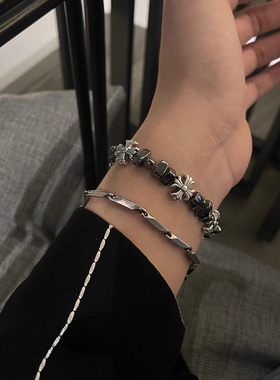 男生情侣款十字花串珠松紧绳碎银手链女小众设计高级感手串拼接配