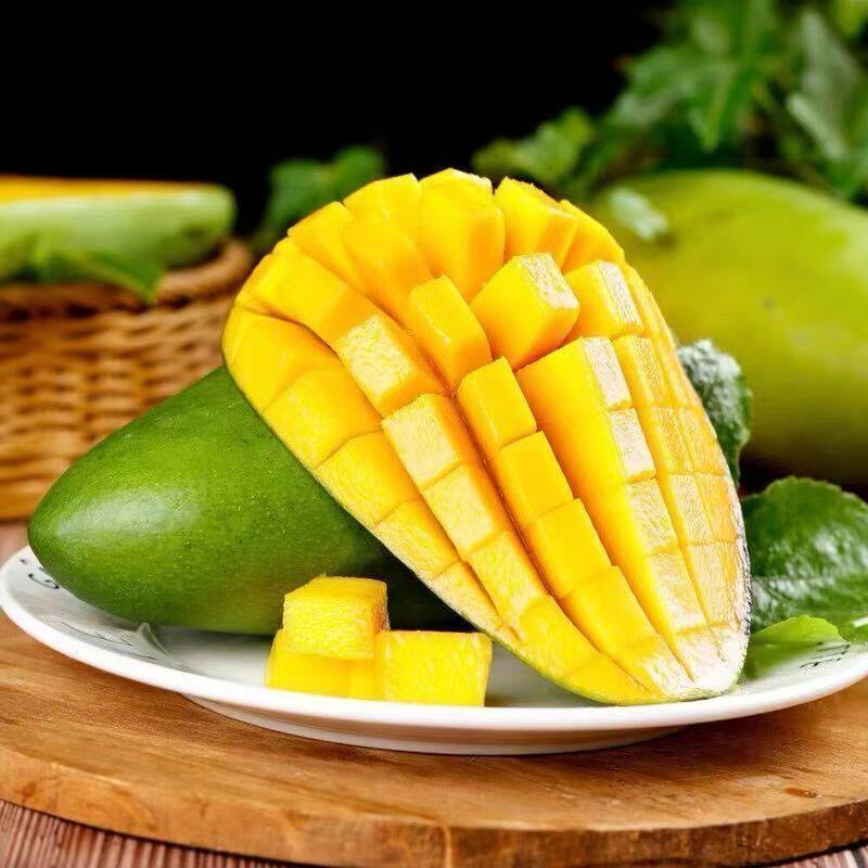 新鲜芒果青芒玉芒青皮芒果热带水果当季新鲜现摘皮薄肉厚批发价