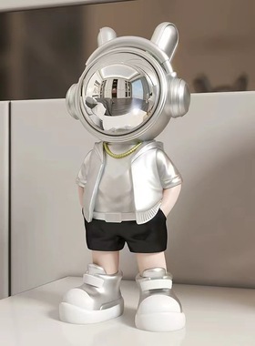 轻奢创意太空宇航员摆件手办家居客厅电视柜玄关桌面装饰品儿童节