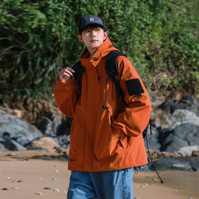 山系户外外套男女同款春秋新款潮牌宽松登山防风防水夹克绿色防寒