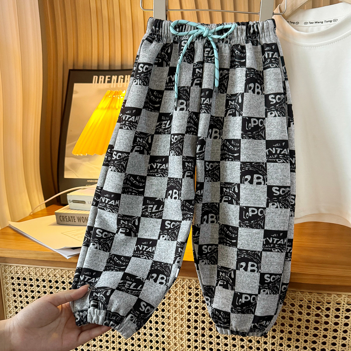 新款儿童春秋款卫裤男童运动裤女童休闲裤中大童束腿裤条纹双11 - 图1