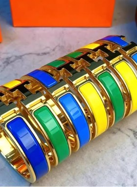 手镯女镀18k金玫瑰金韩版轻奢ins小众旋转扣高级感H手环男女珐琅