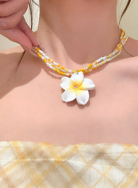 一眼吸睛 黄色鸡蛋花串珠项链耳钉女小众甜美锁骨链海边度假配饰