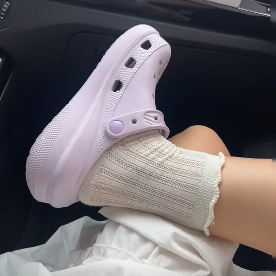2026 New Cloud Puff Fashion Casual Croc Shoes Men's and Women's Non-Slip Sandals Black Red White