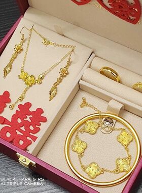 订婚结婚仿真五金礼盒套装首饰摆台三金五件套道具婚礼新娘布置