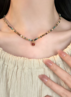 波西米亚民族风红色方糖吊坠项链多巴胺混色天然石叠戴虎眼石颈链