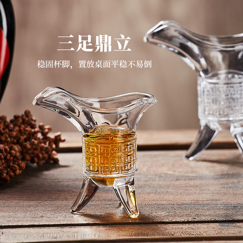 无铅玻璃白酒杯烈酒杯一口杯野格小酒杯一两杯花纹鼎杯50ml帝王杯 - 图1