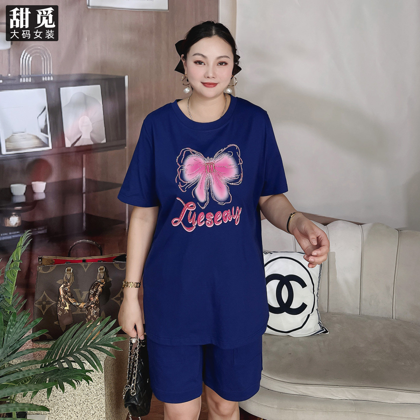 甜觅特大码女装2025夏季胖mm300斤蝴蝶烫钻印花宽松T恤短裤套装DF,淘宝优惠券,粉丝福利购,淘宝优惠卷