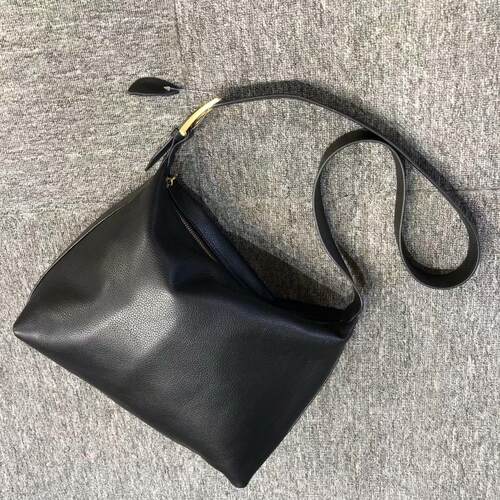 商场撤柜货2022百搭时尚女包头层软牛皮简约风女单肩包手提水桶包 - 图1