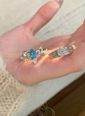 小红书同款中古蓝眼泪水滴皇冠戒指轻奢复古宫廷百搭设计感食指戒