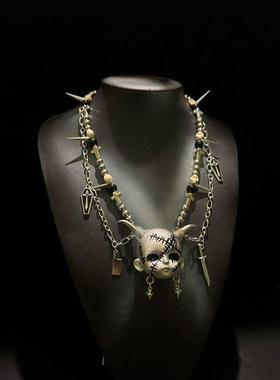 银色伤痕机能风亚比串珠娃头项链