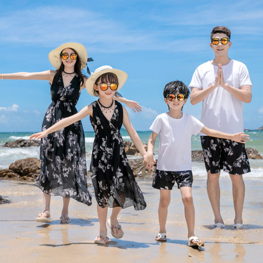 Parent-child clothing 2025 new summer clothing mother-daughter clothing beach skirt black fashionable dress family