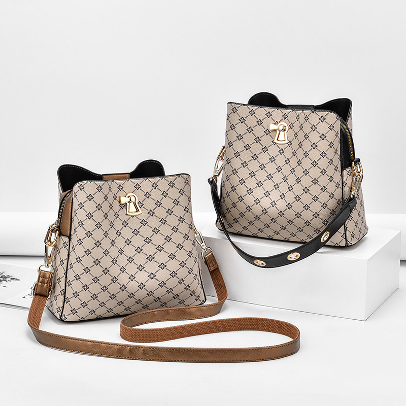 珍沃2020印花抖音同款潮水桶包 珍沃女士包袋