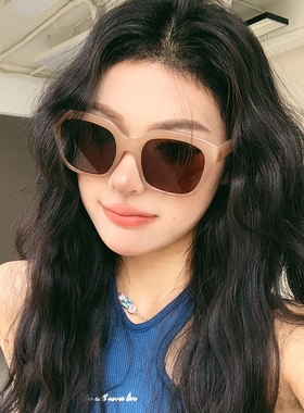 桔里防紫外线方形氛围感遮阳墨镜