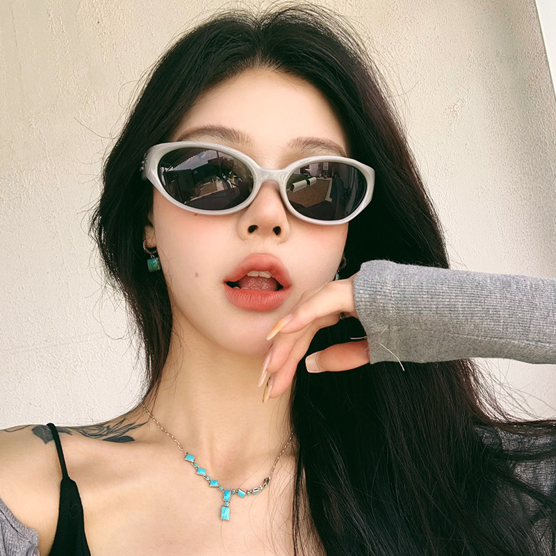2025新款复古黑色百搭辣妹gm墨镜女方圆脸显瘦防紫外线太阳眼镜潮,淘宝优惠券,粉丝福利购,淘宝优惠卷