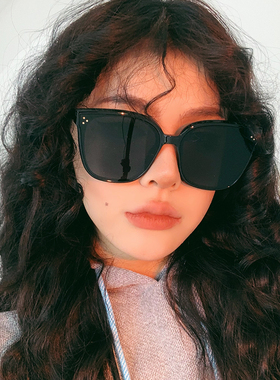 桔里防紫外线个性女超酷街拍