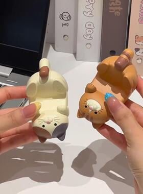 猫咪桌面摆件手机支架工位眼镜置物架办公室好物创意可爱客厅装饰