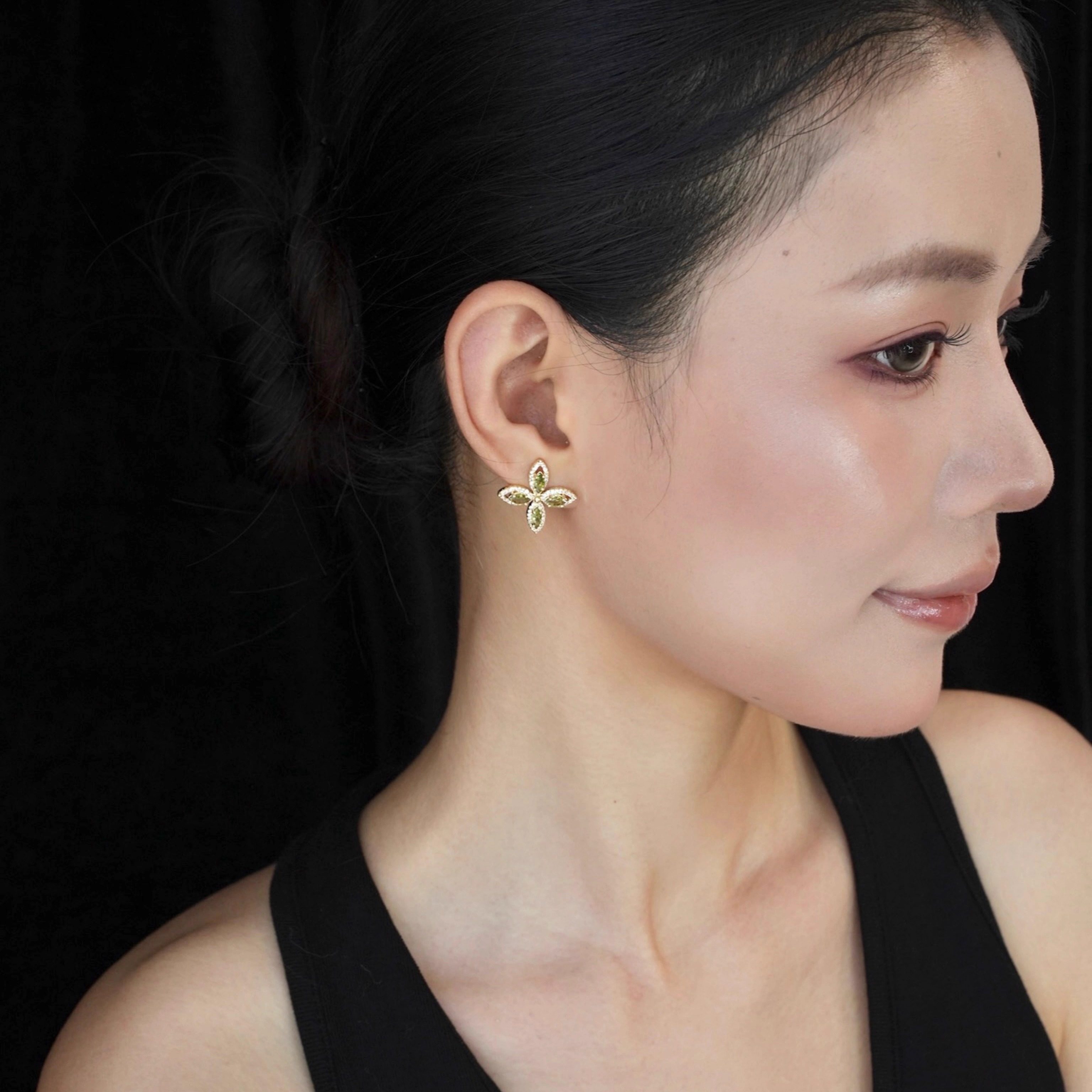 「橄榄枝」幸运草 法式复古高级感轻奢闪耀锆石橄榄绿耳环/耳夹女,淘宝优惠券,粉丝福利购,淘宝优惠卷