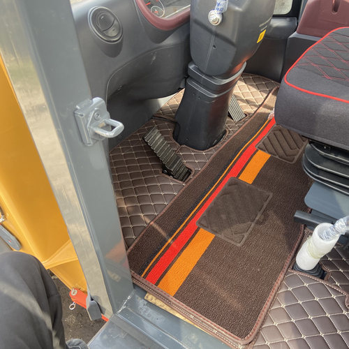 龙工铲车LG855N 833 863 856H 853 FT18 ZL50 LG856H-E装载机脚垫 - 图2